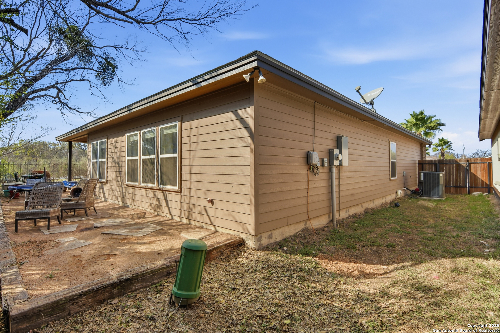 101 N Sutton Uvalde TX 78801