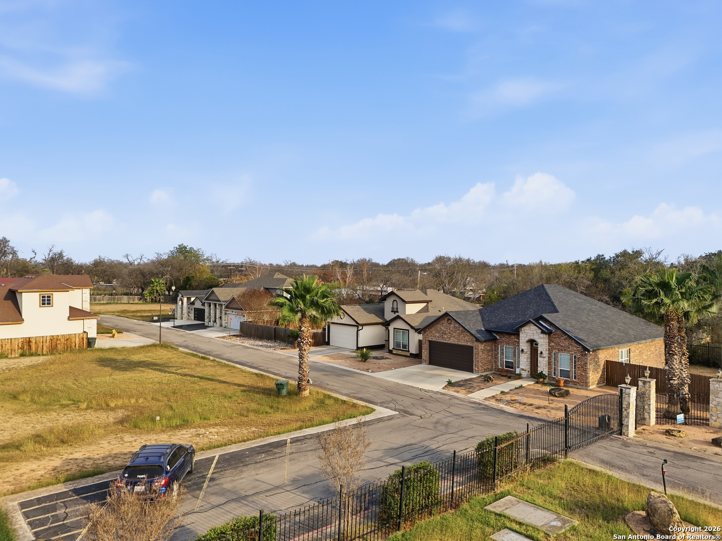 101 N Sutton Uvalde TX 78801