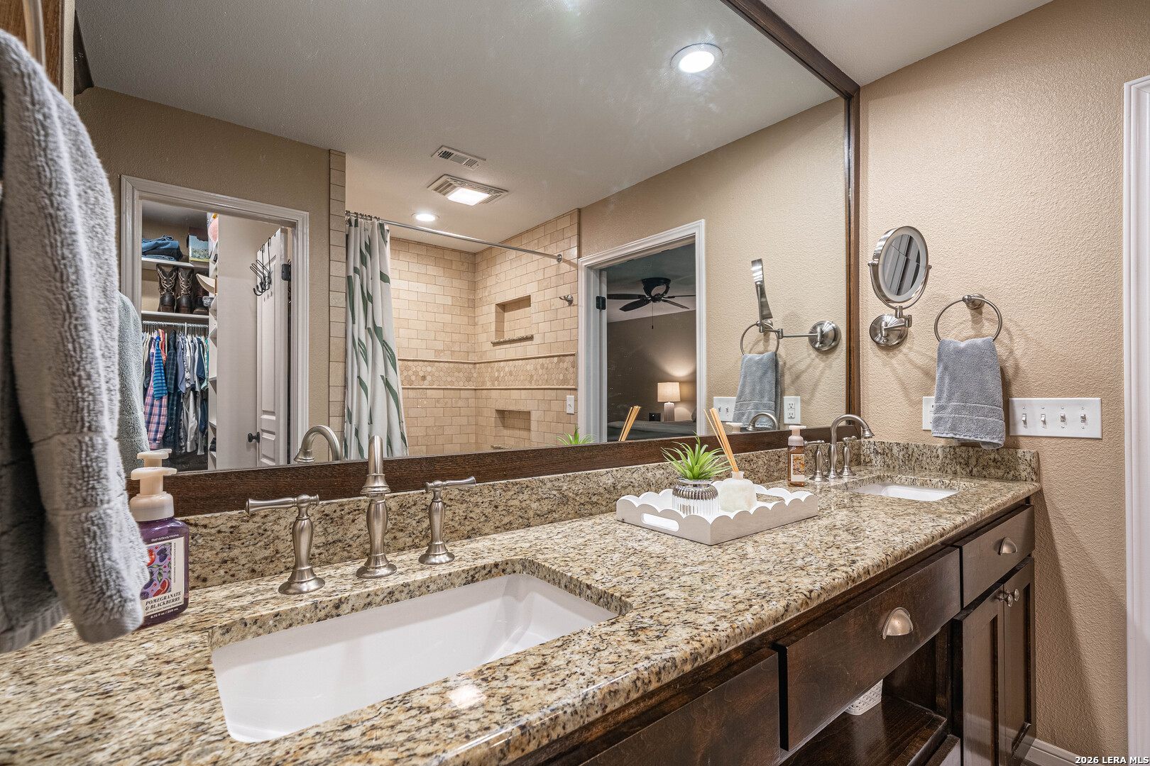 8542 Odyssey Drive Universal City TX 78148
