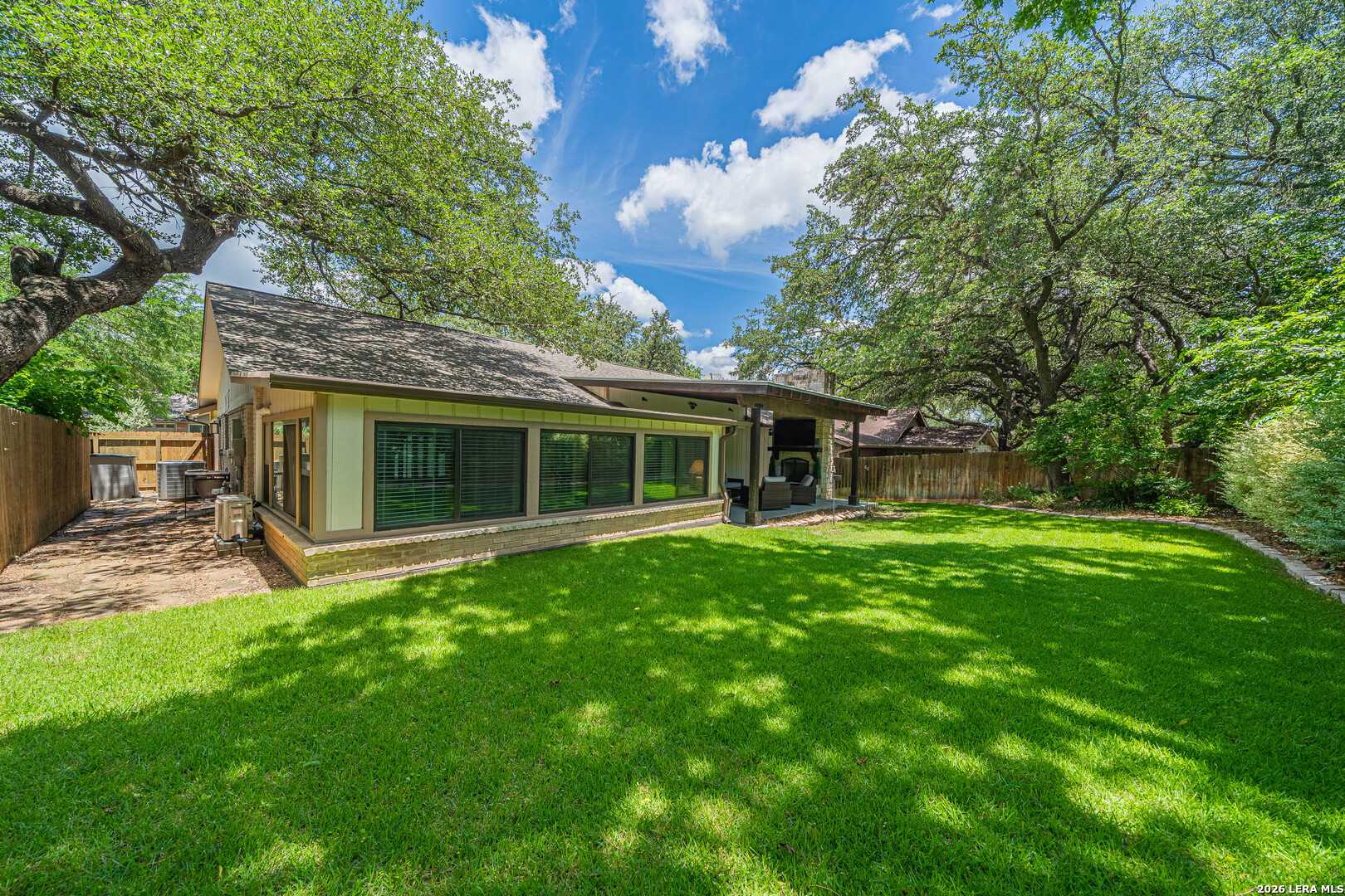 8542 Odyssey Drive Universal City TX 78148