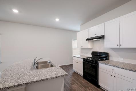 5312 Hartley Home San Antonio TX 78245