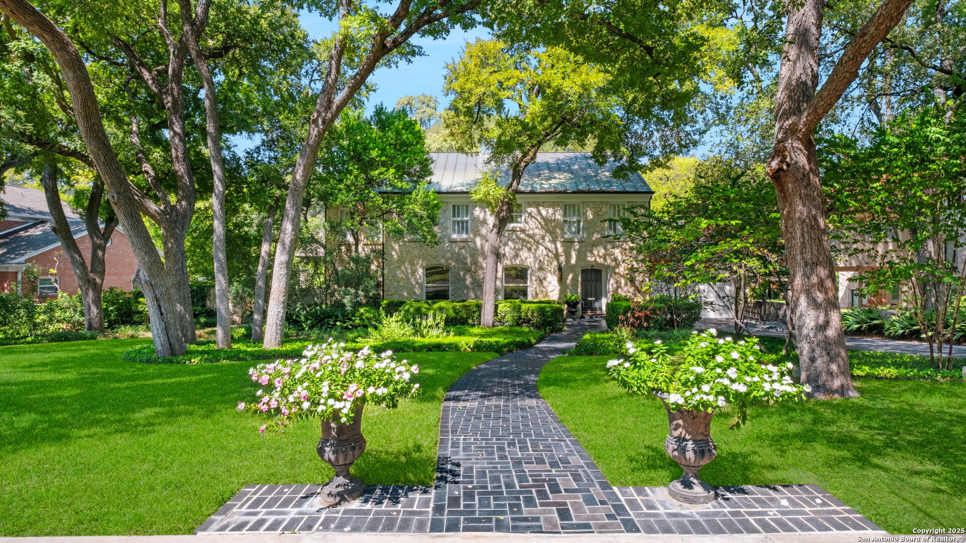 San Antonio TX, 107 Thelma