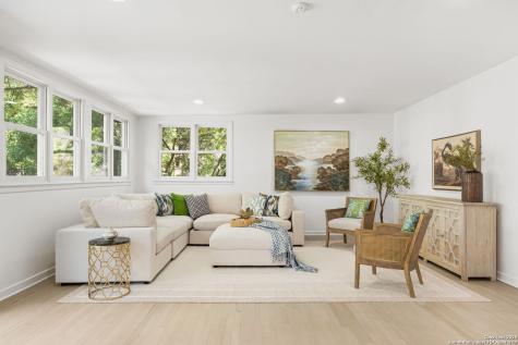 107 Thelma San Antonio TX 78212