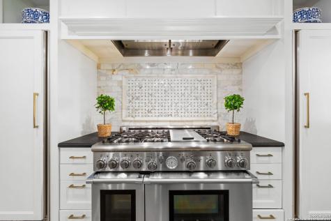 107 Thelma San Antonio TX 78212