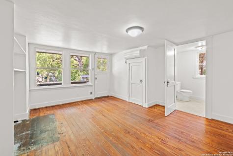 107 Thelma San Antonio TX 78212