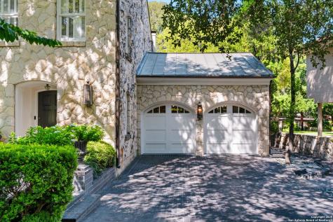 107 Thelma San Antonio TX 78212