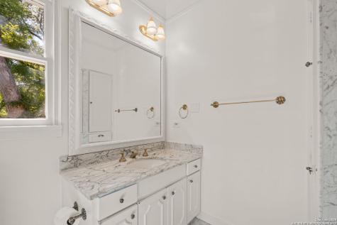 107 Thelma San Antonio TX 78212