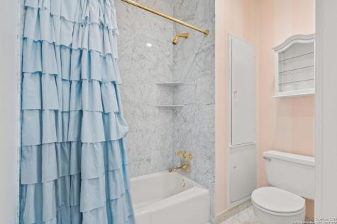 107 Thelma San Antonio TX 78212