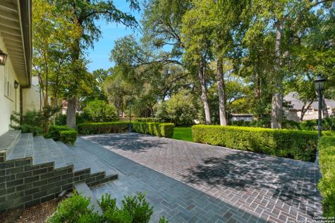 107 Thelma San Antonio TX 78212