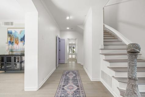 107 Thelma San Antonio TX 78212