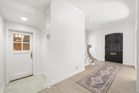 107 Thelma San Antonio TX 78212