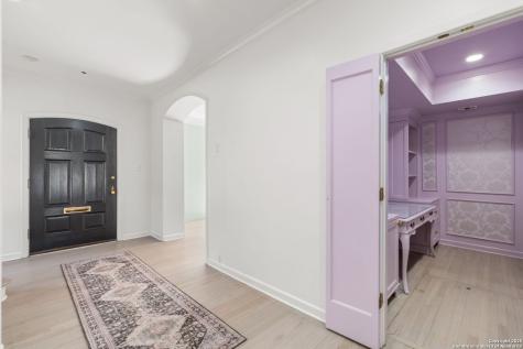 107 Thelma San Antonio TX 78212