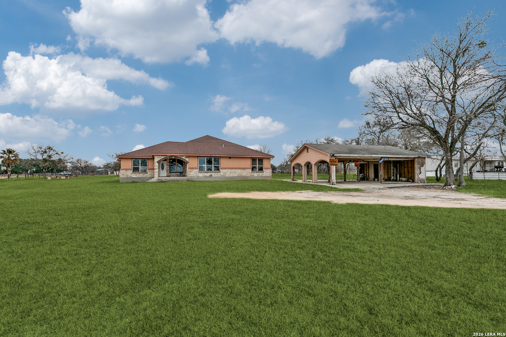 470 Blue Quail Lytle TX 78052