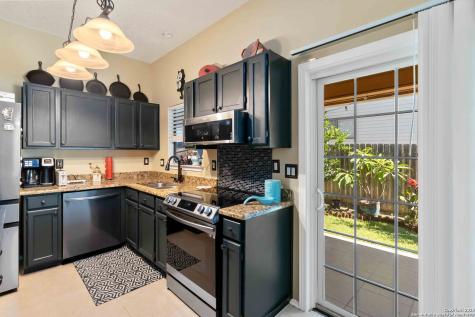 7730 Ridge Mist San Antonio TX 78239