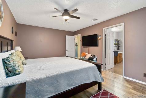 7730 Ridge Mist San Antonio TX 78239
