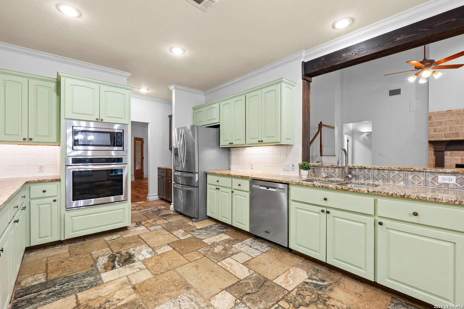 8255 Colonial Woods Boerne TX 78015