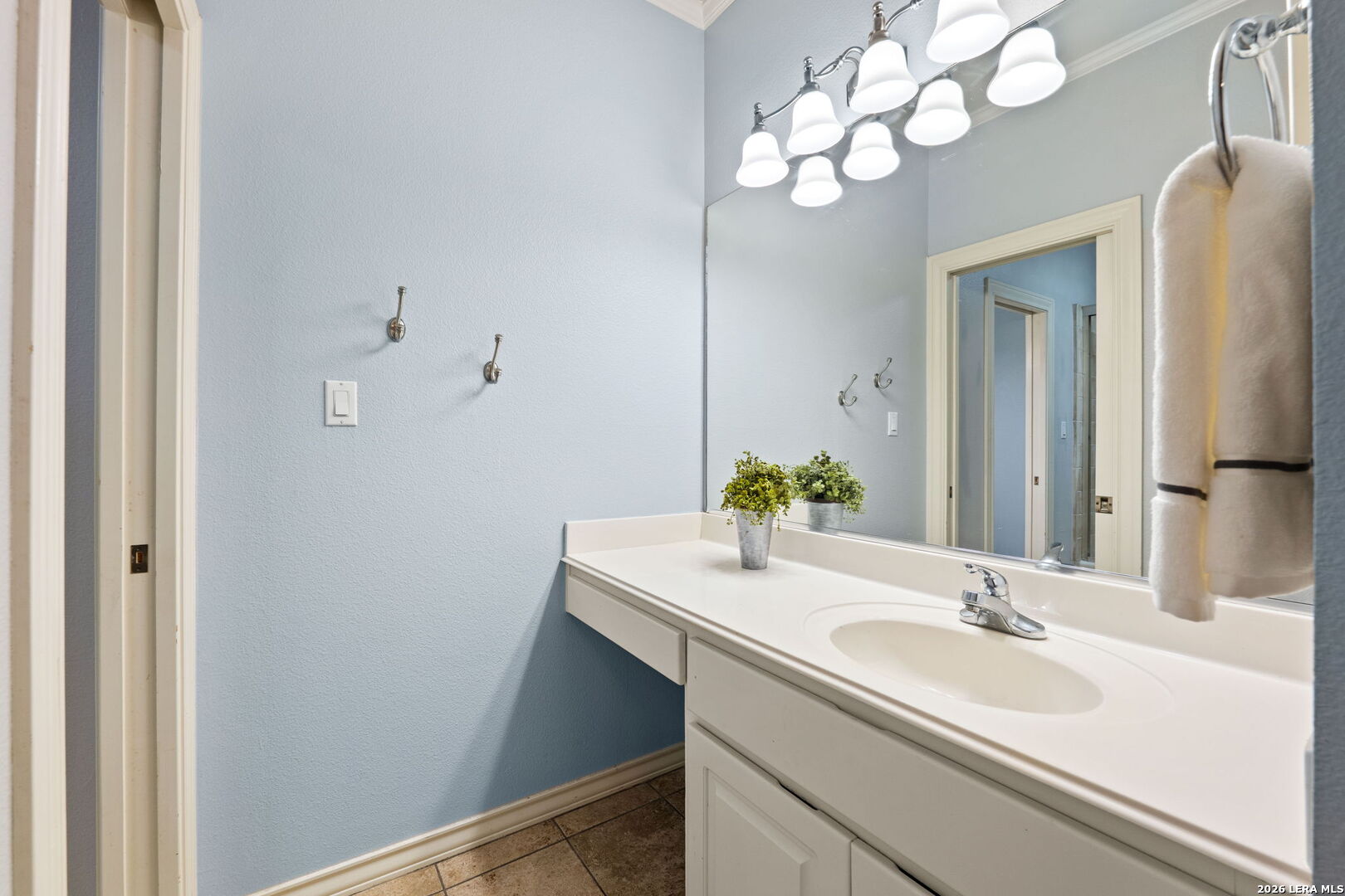 8255 Colonial Woods Boerne TX 78015