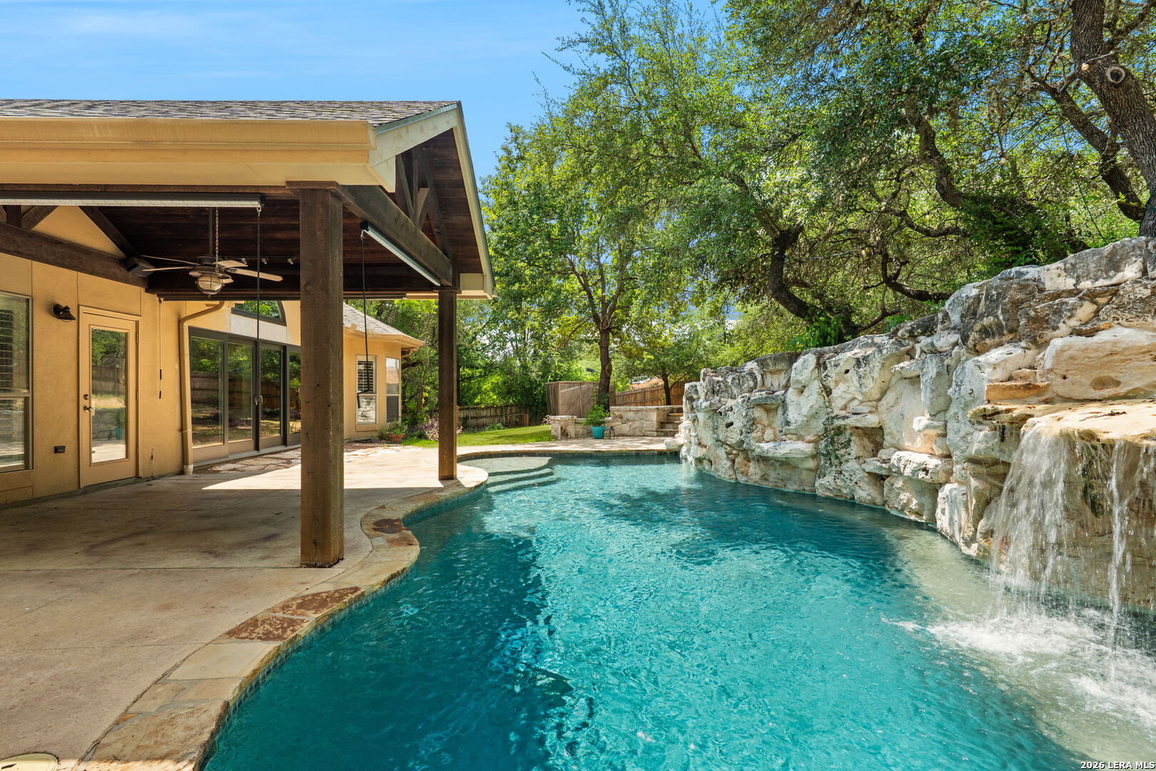8255 Colonial Woods Boerne TX 78015