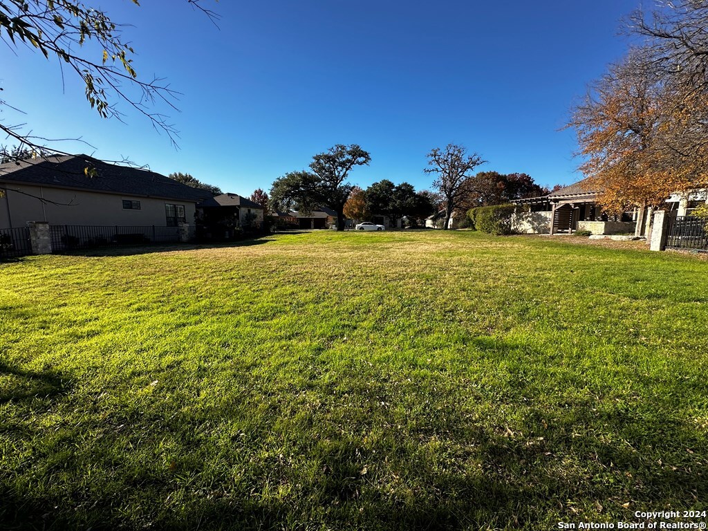 2848 E Rock Barn Drive Kerrville TX 78028