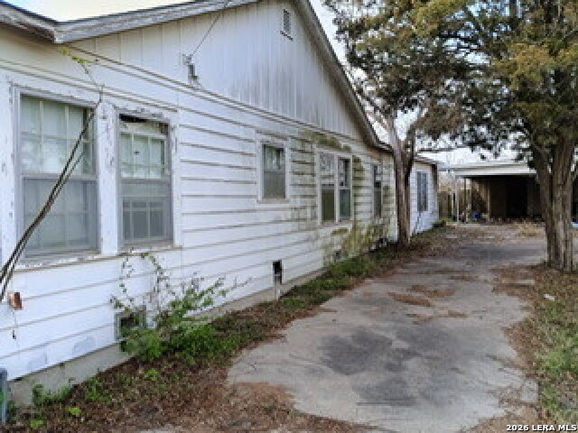 708 Parkview Port Lavaca TX 77979