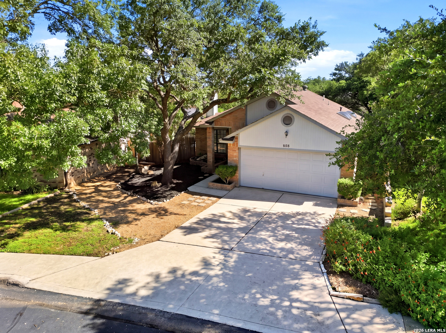 858 Amberstone San Antonio TX 78258