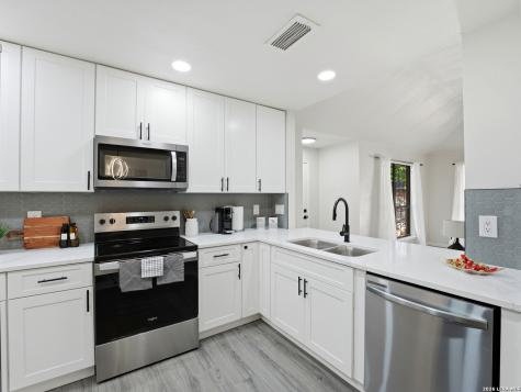 858 Amberstone San Antonio TX 78258