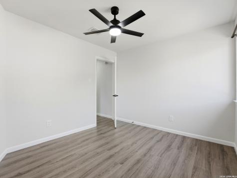 858 Amberstone San Antonio TX 78258