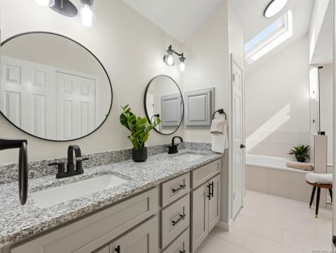 858 Amberstone San Antonio TX 78258