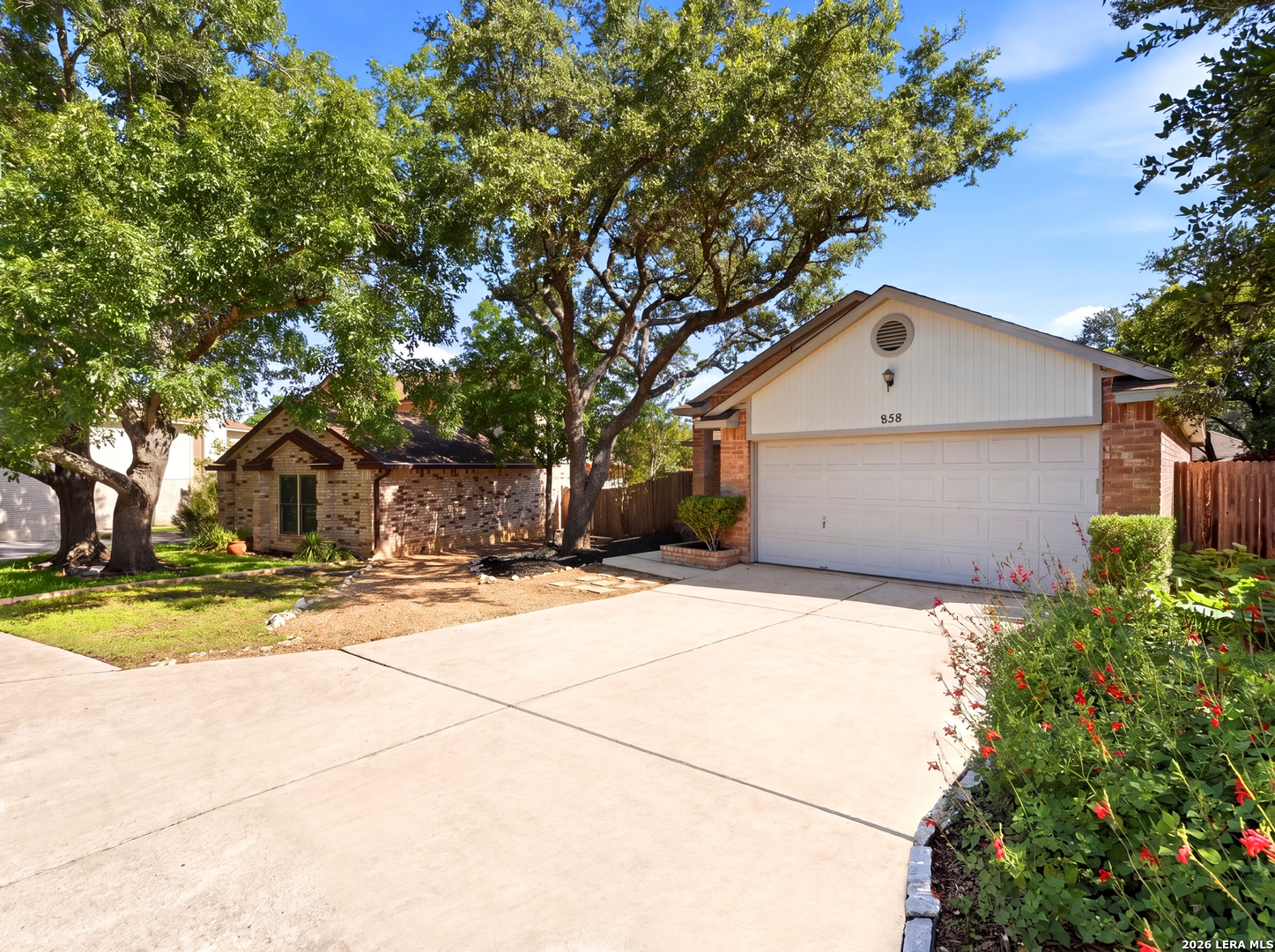 858 Amberstone San Antonio TX 78258