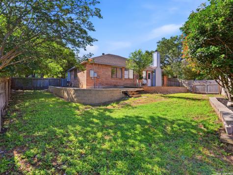 858 Amberstone San Antonio TX 78258