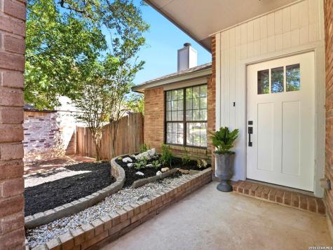 858 Amberstone San Antonio TX 78258