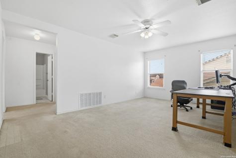 78 Viking Oak San Antonio TX 78247