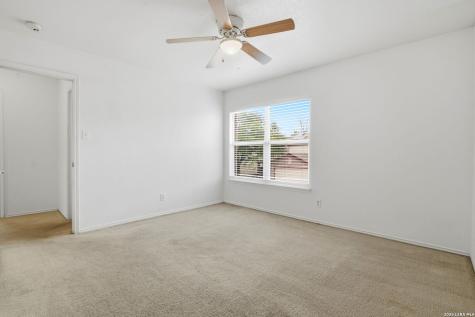 78 Viking Oak San Antonio TX 78247