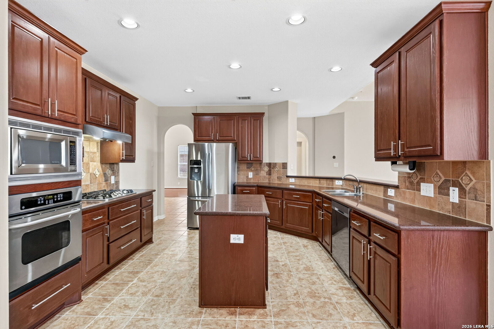 1763 Heavens Peak San Antonio TX 78258