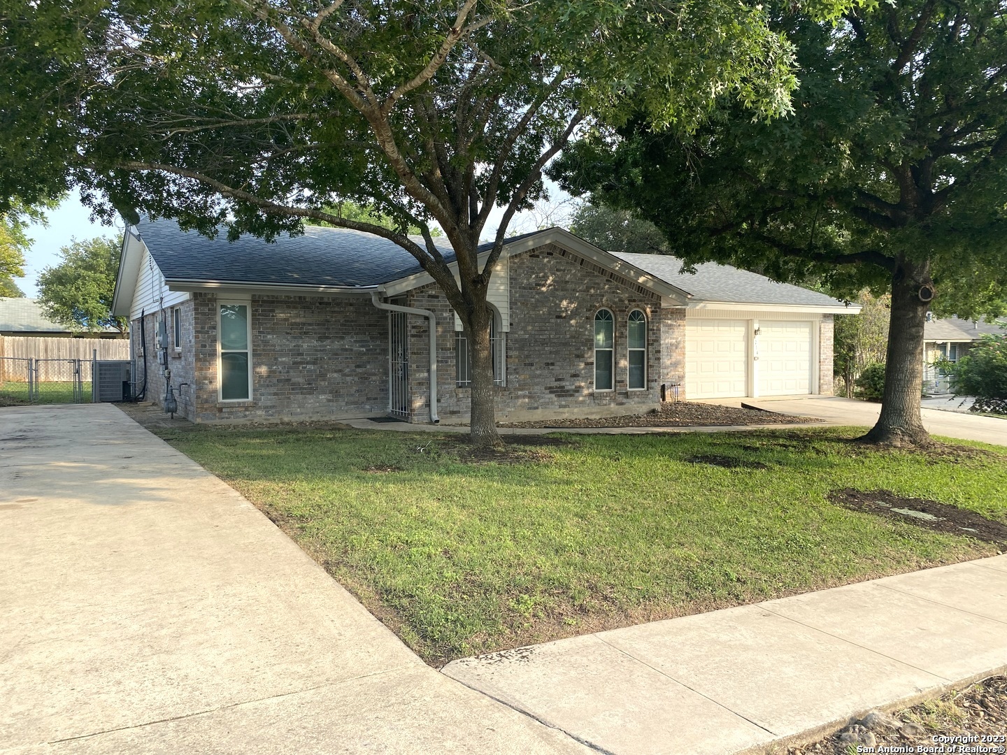 4214 Eagle Nest San Antonio TX 78233