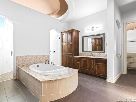 1188 River Chase New Braunfels TX 78132