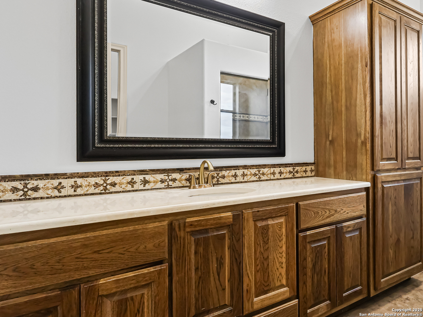1188 River Chase New Braunfels TX 78132