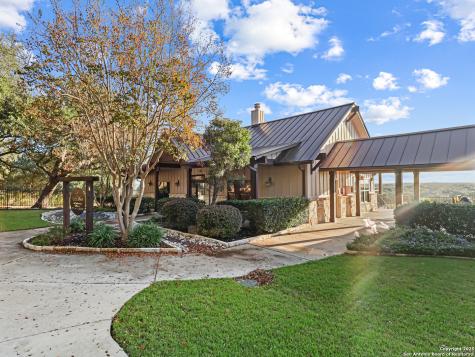 1188 River Chase New Braunfels TX 78132
