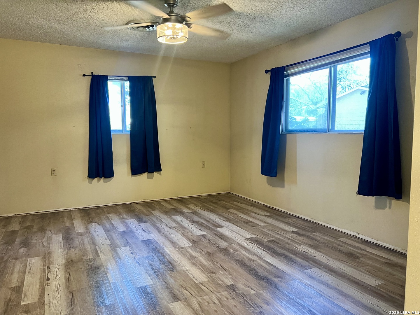 215 Lantana Lane Pleasanton TX 78064