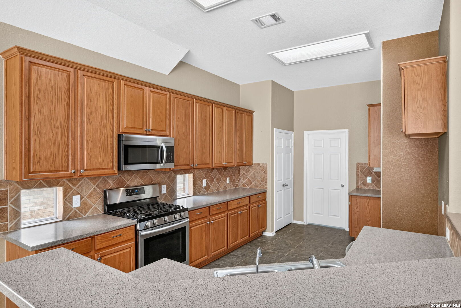 1403 Alpine Pond San Antonio TX 78260
