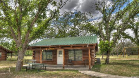 90 Johnny Seibert Lane Leakey TX 78873