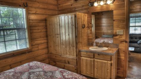 90 Johnny Seibert Lane Leakey TX 78873