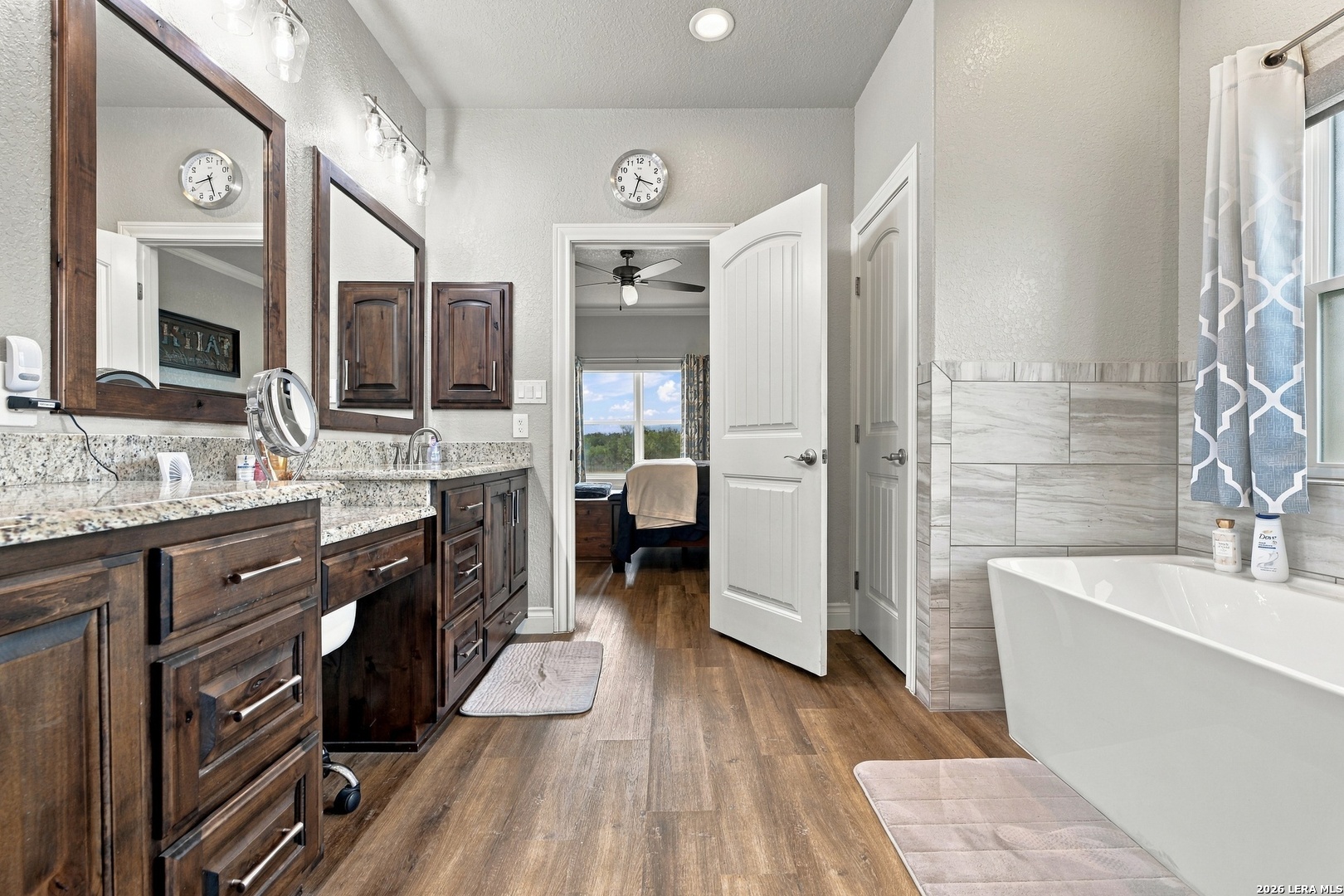 2741 County Road 357 La Vernia TX 78121