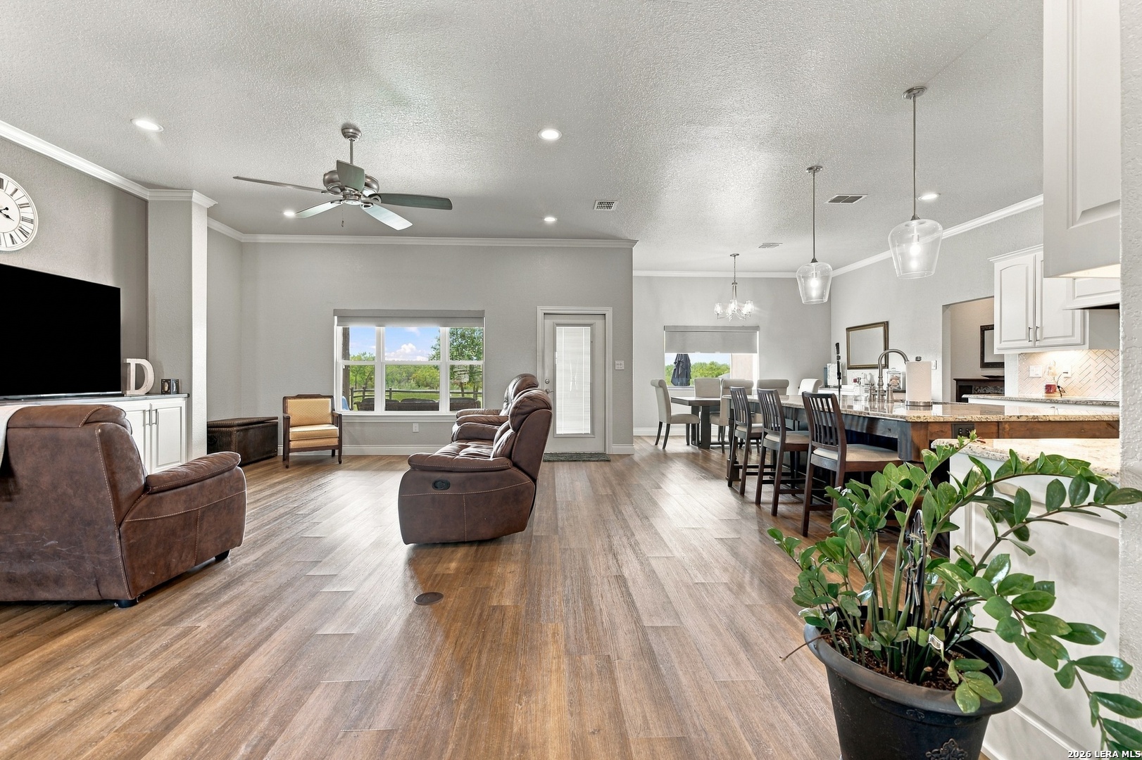 2741 County Road 357 La Vernia TX 78121