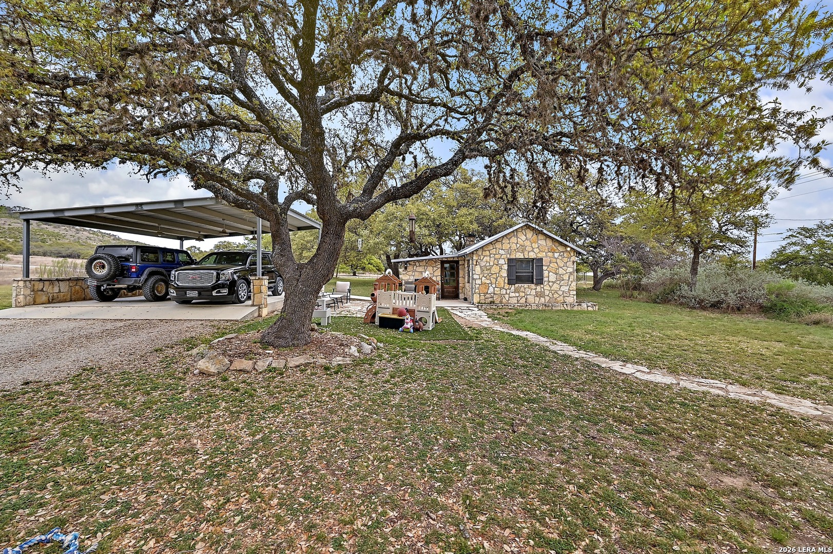 3513 N Us Highway 281 Blanco TX 78606