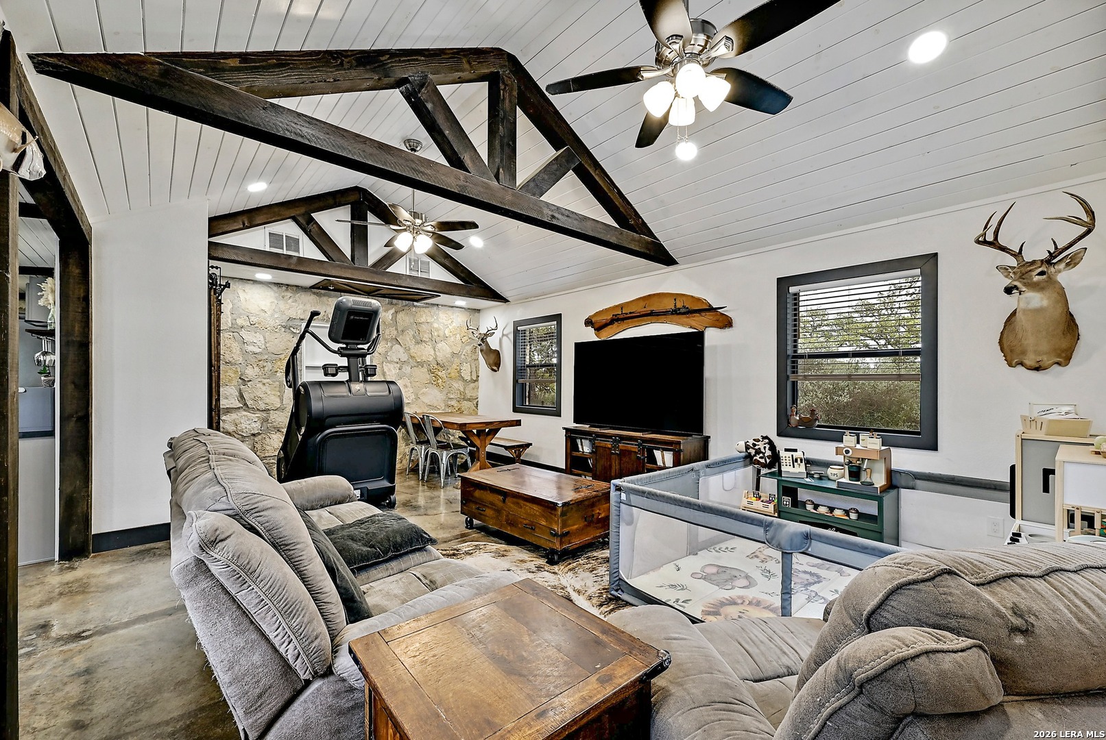 3513 N Us Highway 281 Blanco TX 78606