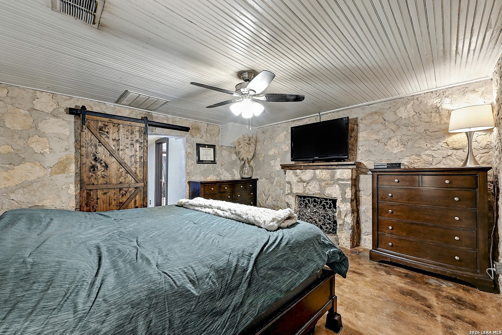 3513 N Us Highway 281 Blanco TX 78606