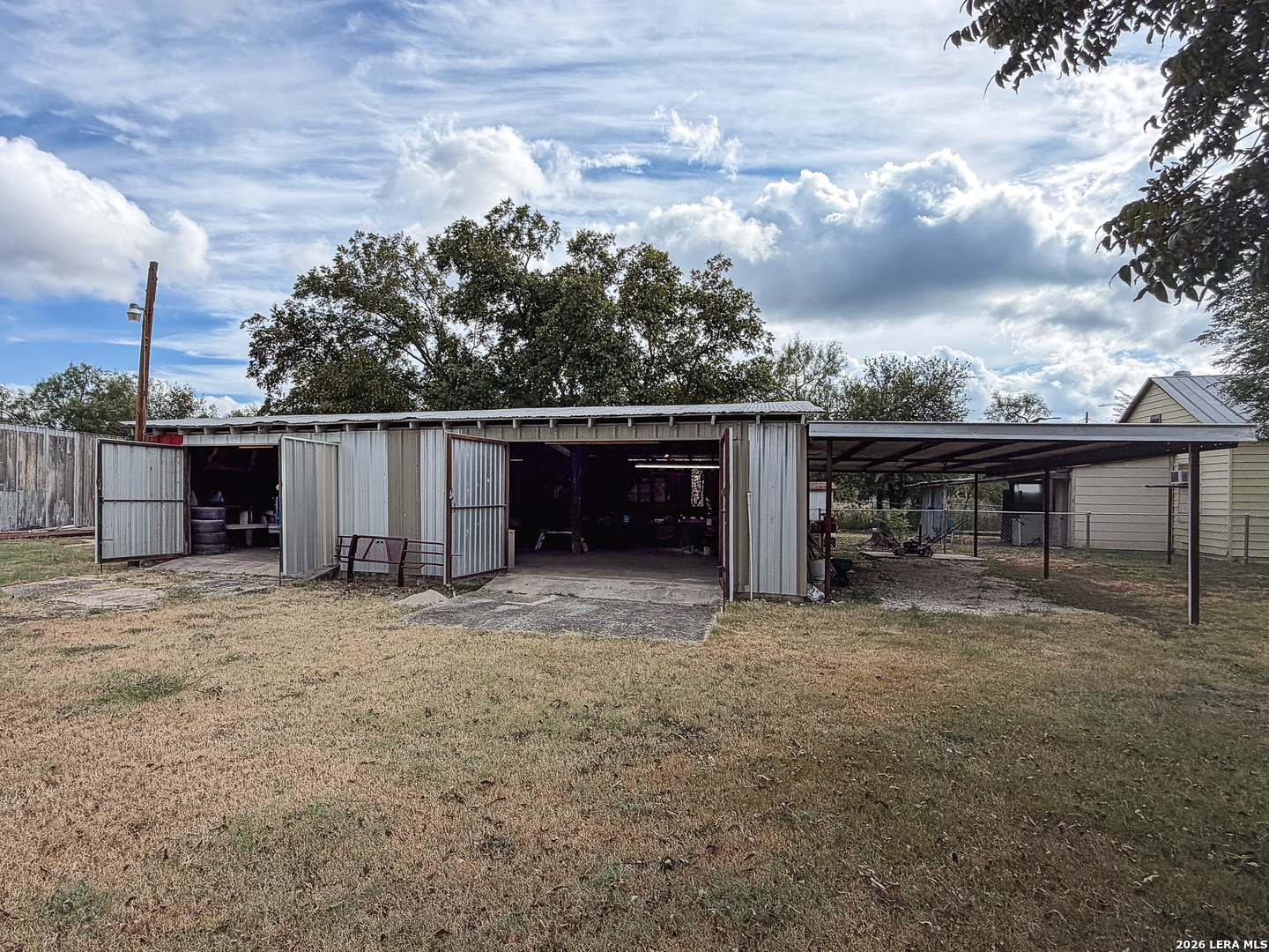 215 W W 3rd Street Camp Wood TX 78833