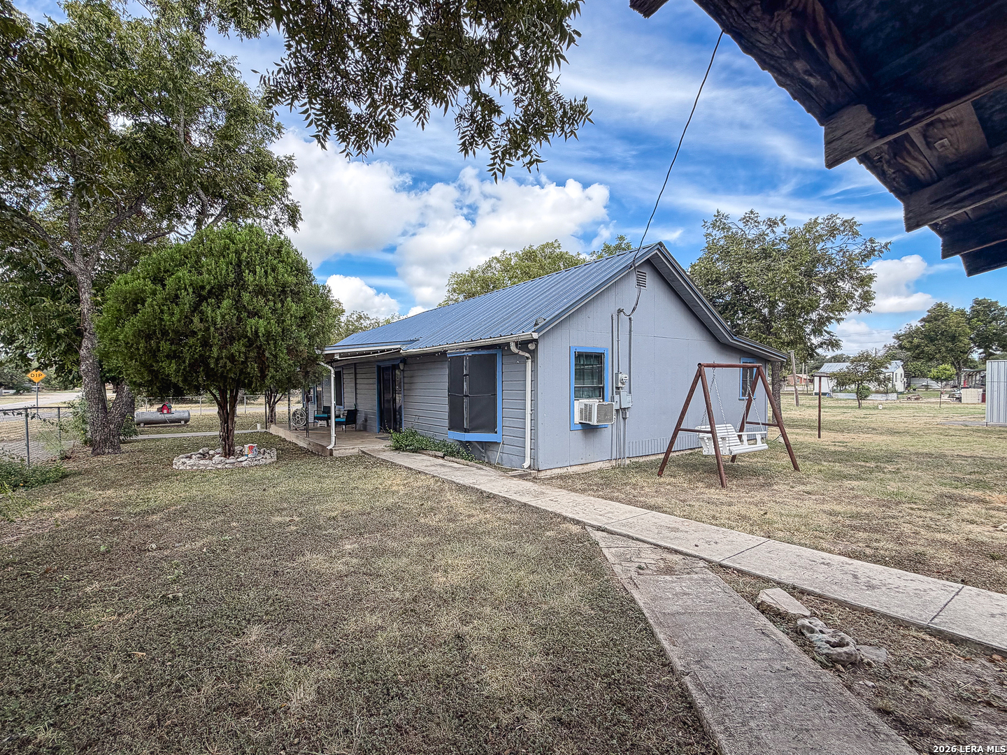 215 W W 3rd Street Camp Wood TX 78833
