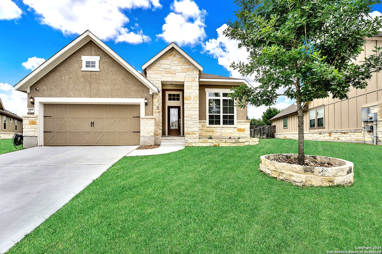 11909 Trail Hollow Schertz TX 78154
